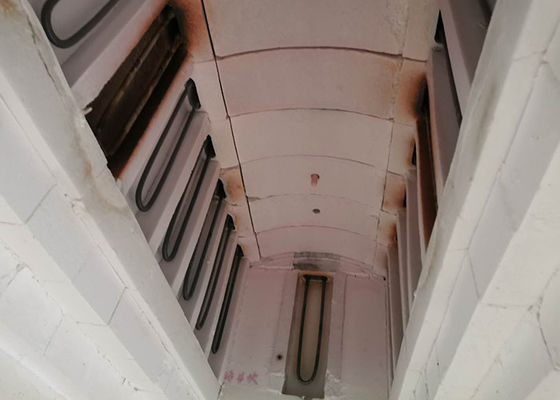 Gangbare temperatuur 1000-1800 Celsius Industriële keramische oven die warmtebehandeling en uniforme temperatuurregeling biedt